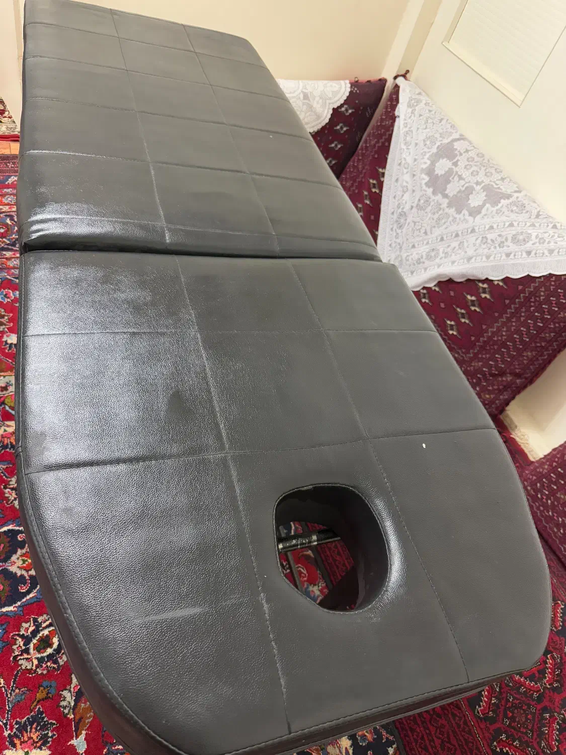 تخت مژه و‌ماساژ|آرایشگاه و سالن‌های زیبایی|مشهد, کوی پلیس|دیوار