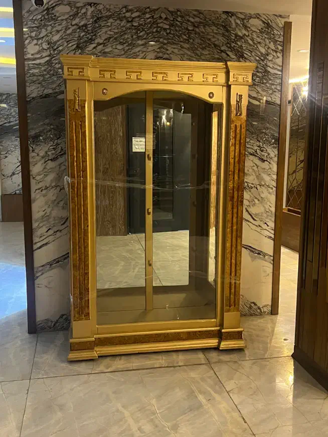 ویترین درحد نو|بوفه، ویترین، کنسول|اصفهان, بهارانچی|دیوار