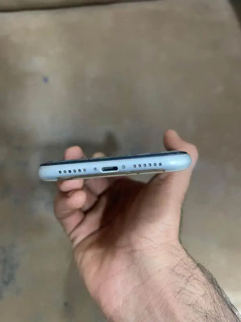 آیفون ۱۱نرمال|موبایل|چابهار, |دیوار