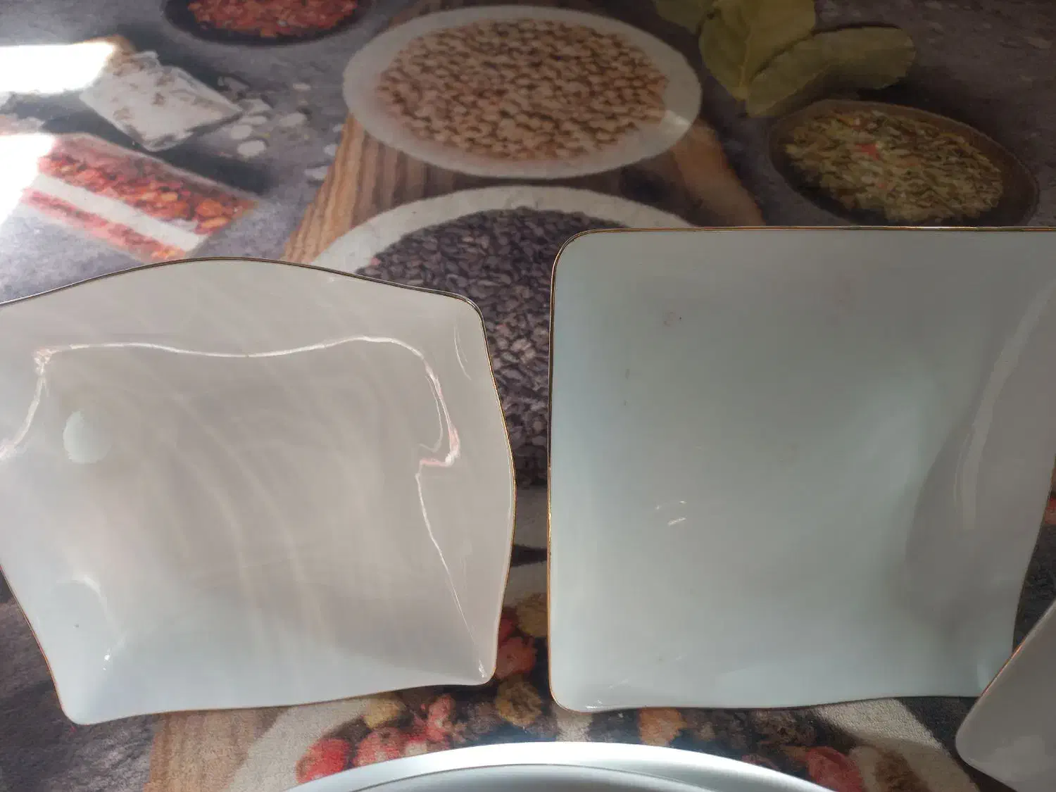 سرویس چینی|ظروف سرو و پذیرایی|همدان, |دیوار