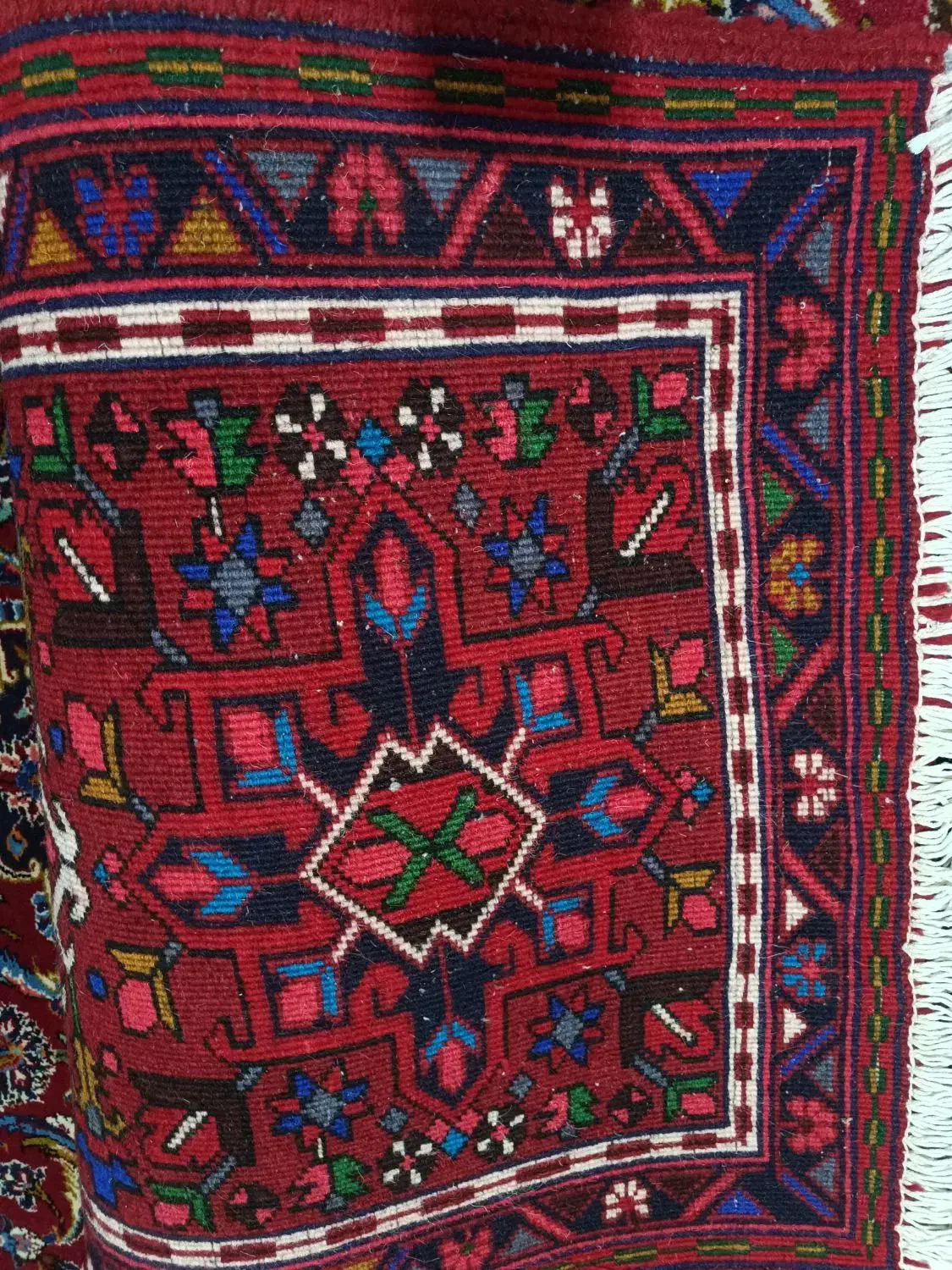 یک عدد فرش دستباف هریس|فرش|میانه, |دیوار