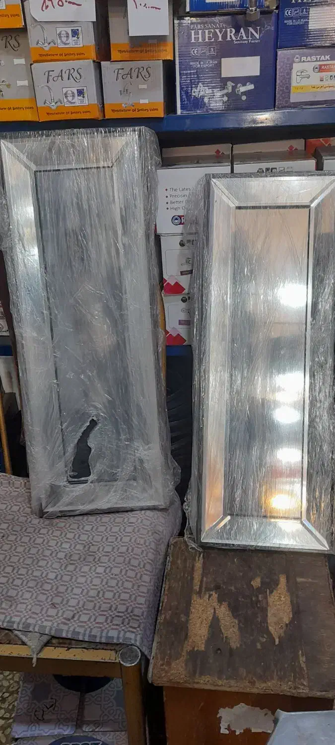 قاب عکس با دو ایینه|صنایع دستی و سایر لوازم تزئینی|قم, تکیه آقا سید حسنی|دیوار