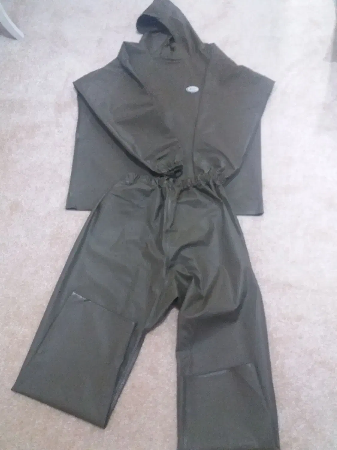 یک دست لباس مخصوص ماهیگیری کاملا ضدآب|ماهیگیری|رشت, حمیدیان|دیوار