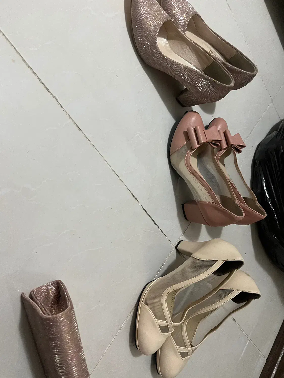 کفش مجلسی|کیف، کفش، کمربند|شهرکرد, |دیوار