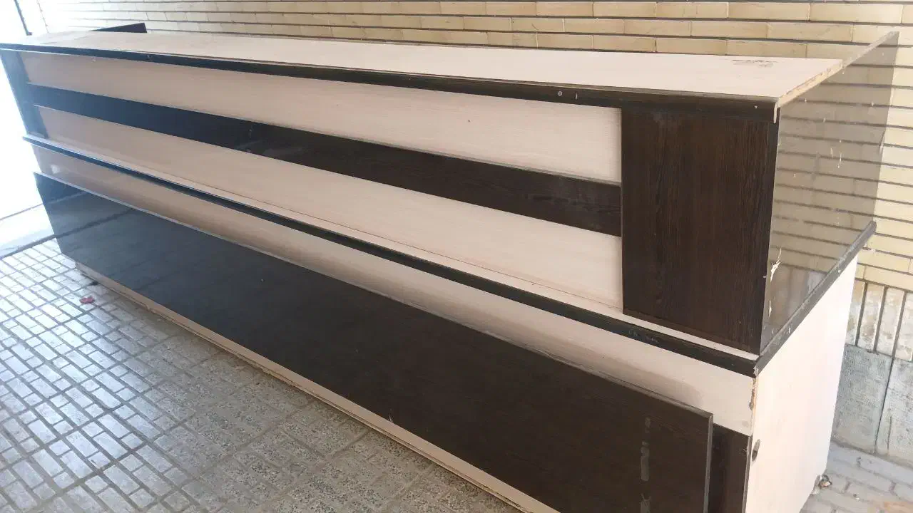 میز پیشخوان|مبلمان اداری|نجف‌آباد, باغ ملی|دیوار