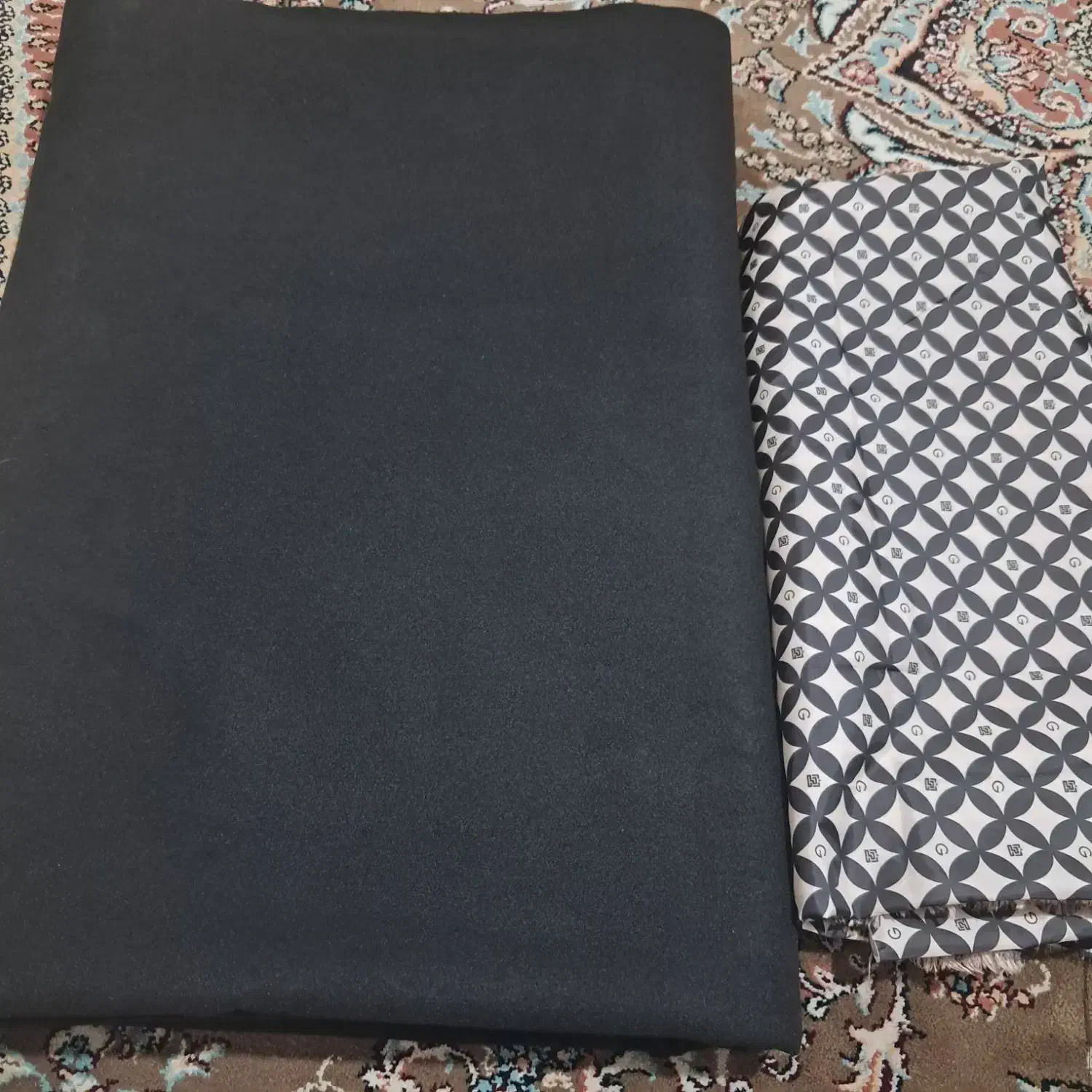 دور متر پارچه پالتویی فوتر ودو متر آستری|لباس|کوهدشت, |دیوار