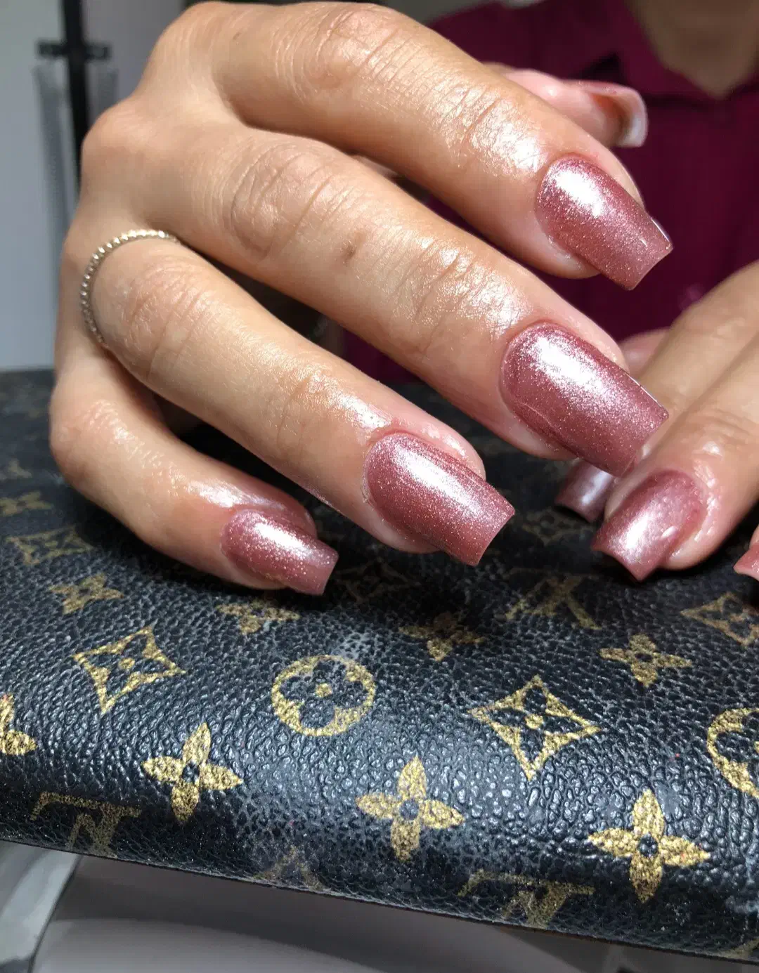 تخفیف ۵۰ درصدی خدمات ناخن به مناسبت شب یلدا|خدمات آرایشگری و زیبایی|رشت, باهنر|دیوار