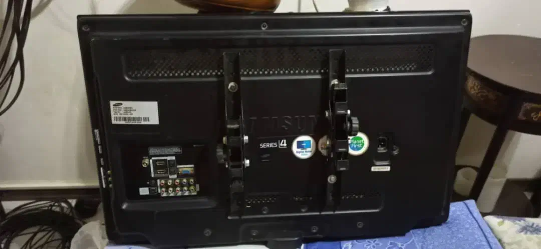 ال سی دی ۳۲سامسونگ کره سالم|تلویزیون و پروژکتور|فشاپویه, |دیوار