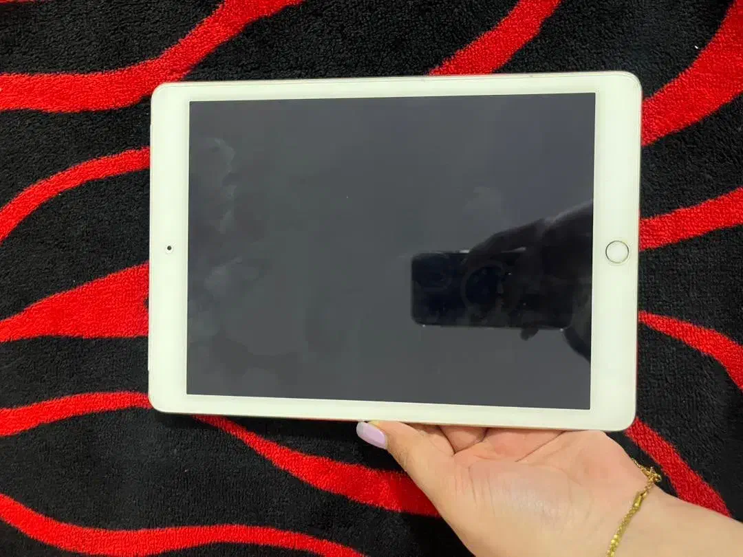 آی‌پد اپل|تبلت|قائم‌شهر, |دیوار