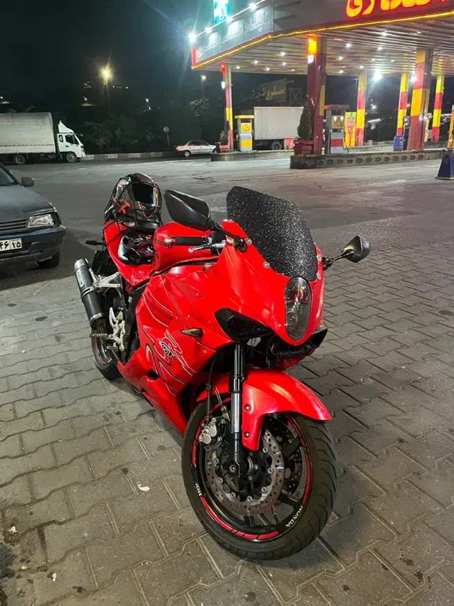 موتور طرح سنگین هیوسانگ مگلی نینجا|موتورسیکلت|تبریز, |دیوار