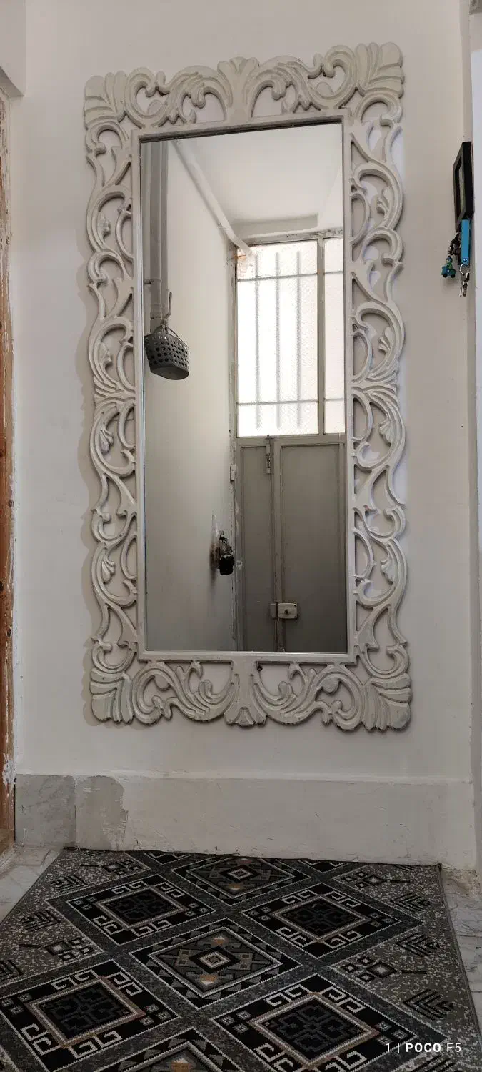 دوعدد آینه با کشو|آینه|آستانه اشرفیه, |دیوار