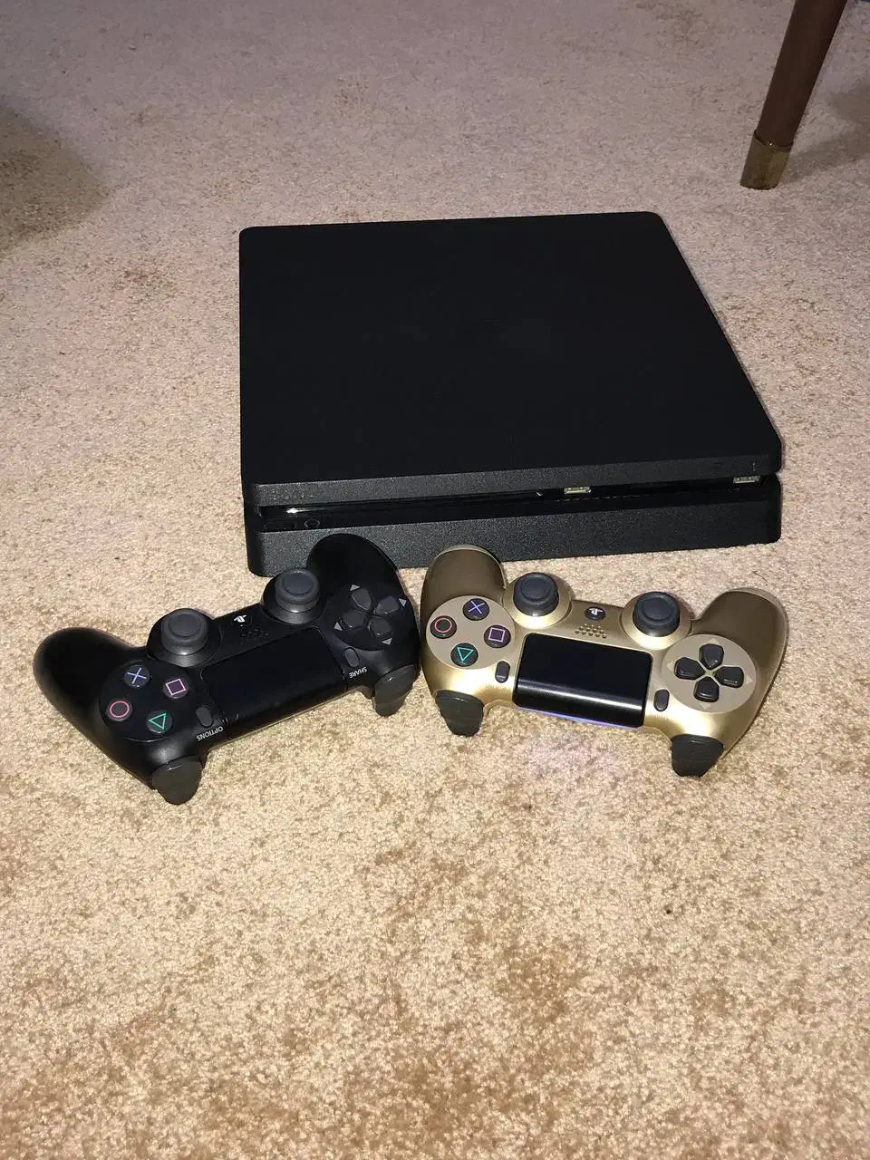 ps4slim یک ترا دو دسته کاملا سالم در حد نو تمیز|کنسول، بازی ویدئویی و آنلاین|مشکین‌دشت, |دیوار
