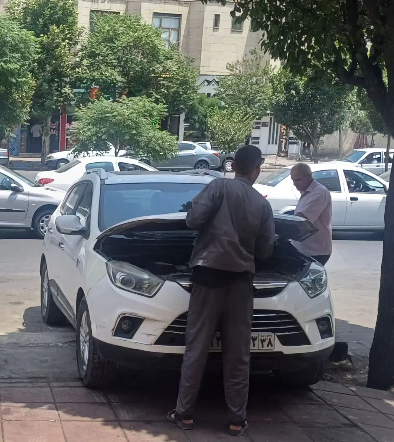 تعمیر ماشین های چینی به صورت تخصصی|خدمات موتور و ماشین|کرج, مصباح|دیوار