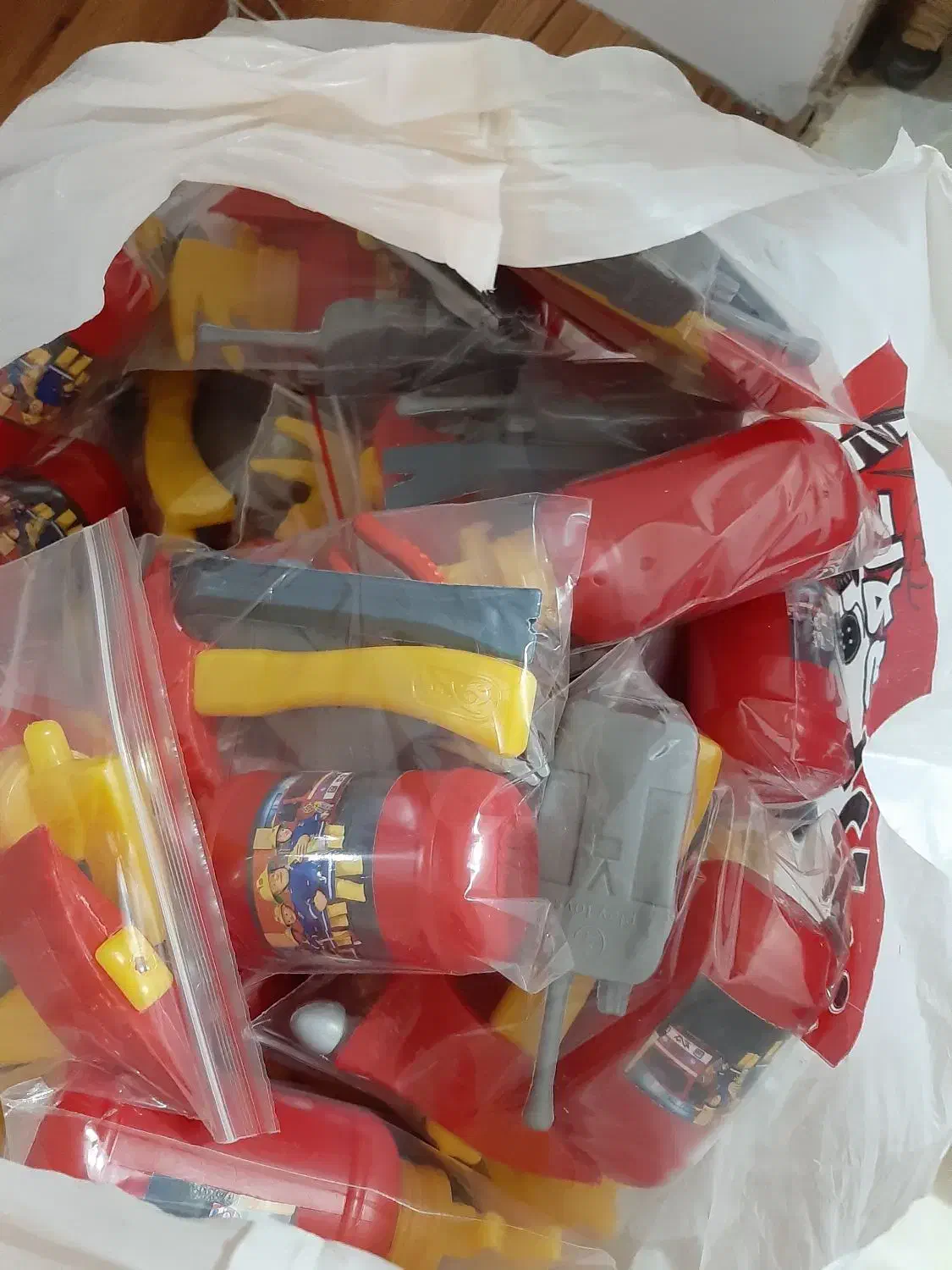 ۴۰پک اسباب بازی آتش نشانی|اسباب‌‌بازی|فولادشهر, A4|دیوار