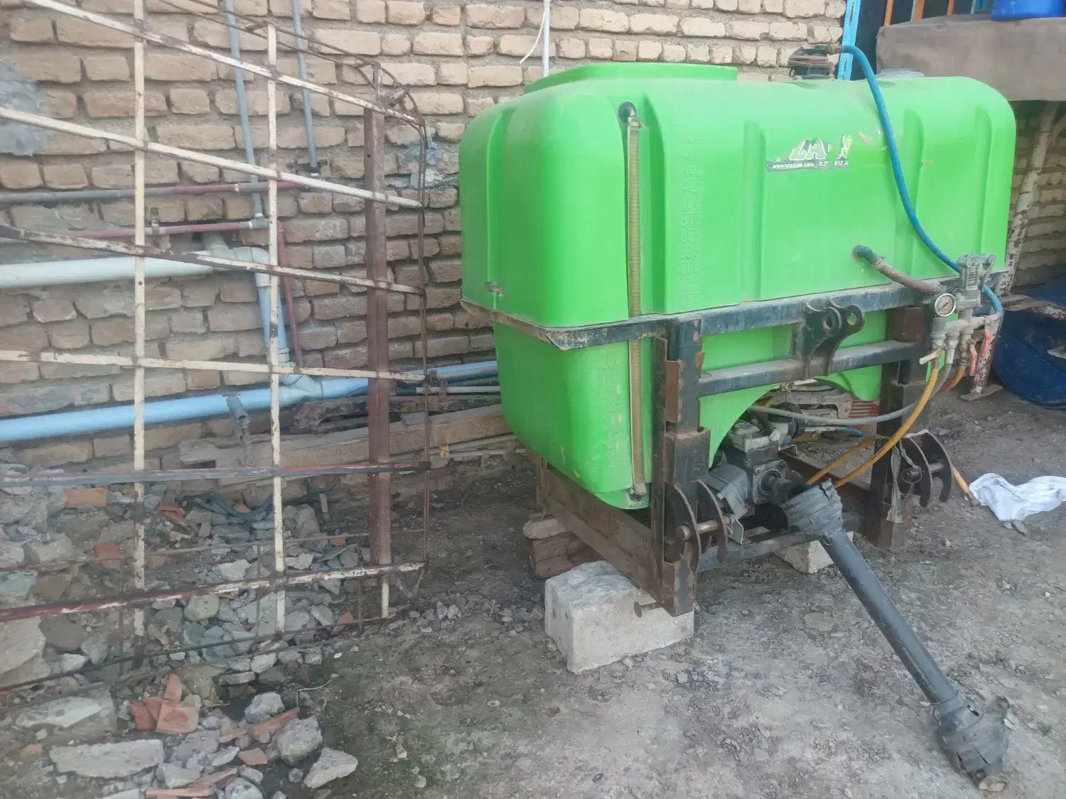 سمپاش موتور ایتالیایی ۶۰۰ لیتری|ماشین‌آلات صنعتی|بندر ترکمن, |دیوار