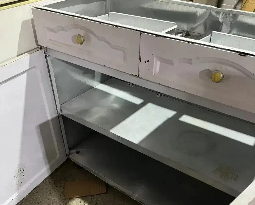 کابینت فلزی دو در|مصالح و تجهیزات ساختمان|قرچک, میرزائی جنوبی|دیوار