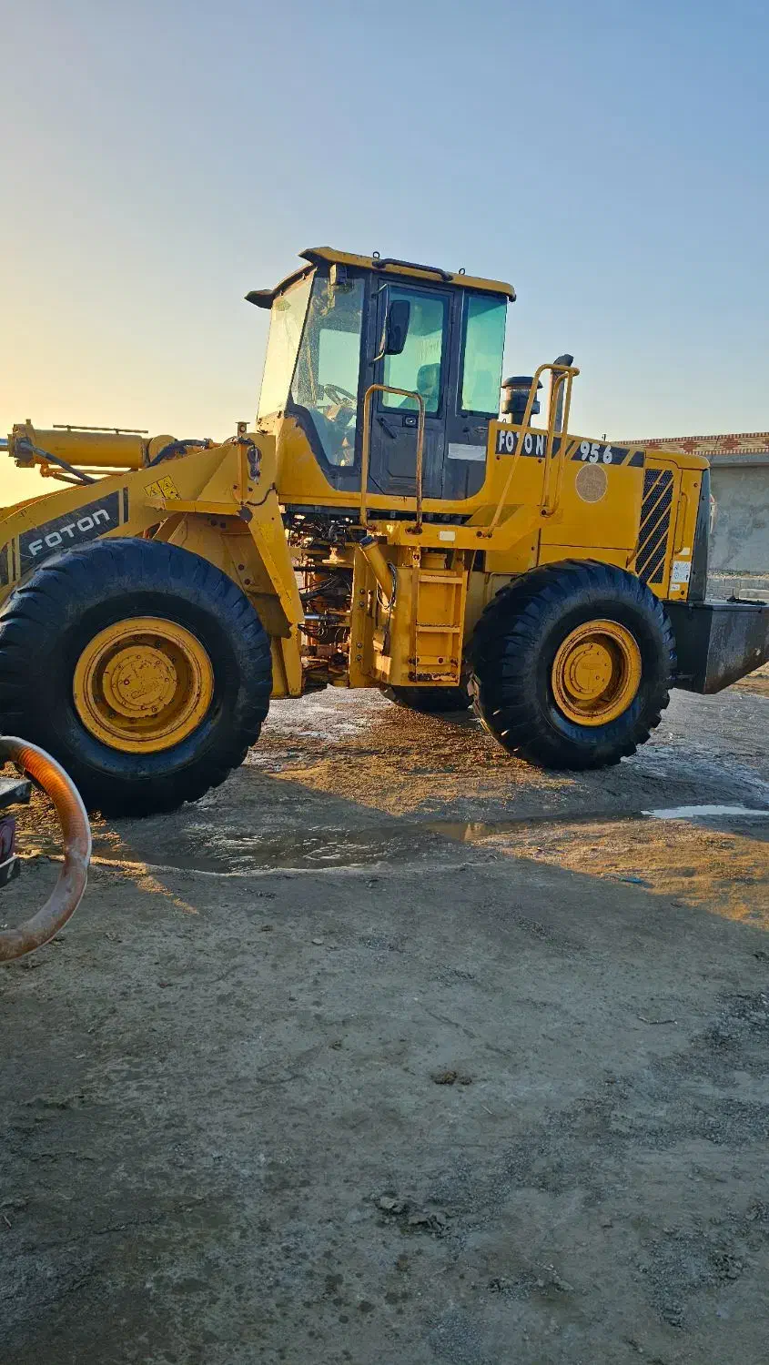 لودر فوتون 956|خودرو سنگین|بند زرک, |دیوار