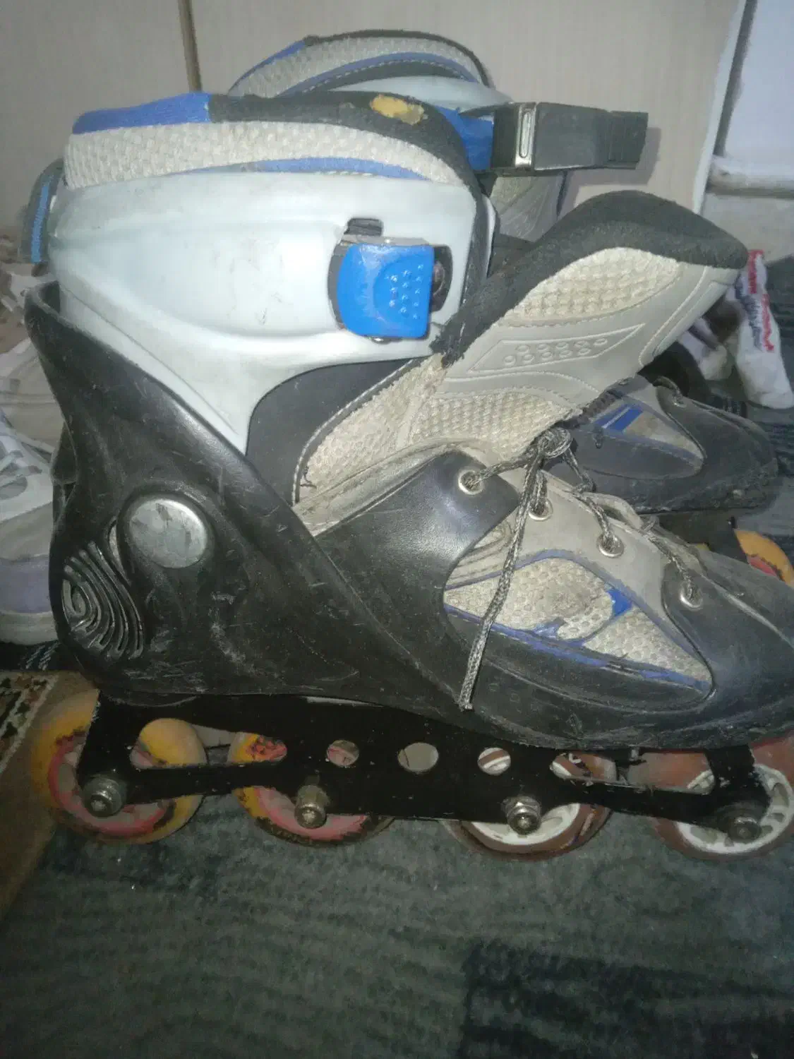 اسکیت سالم تمیز|دوچرخه، اسکیت، اسکوتر|تهران, خاک سفید|دیوار