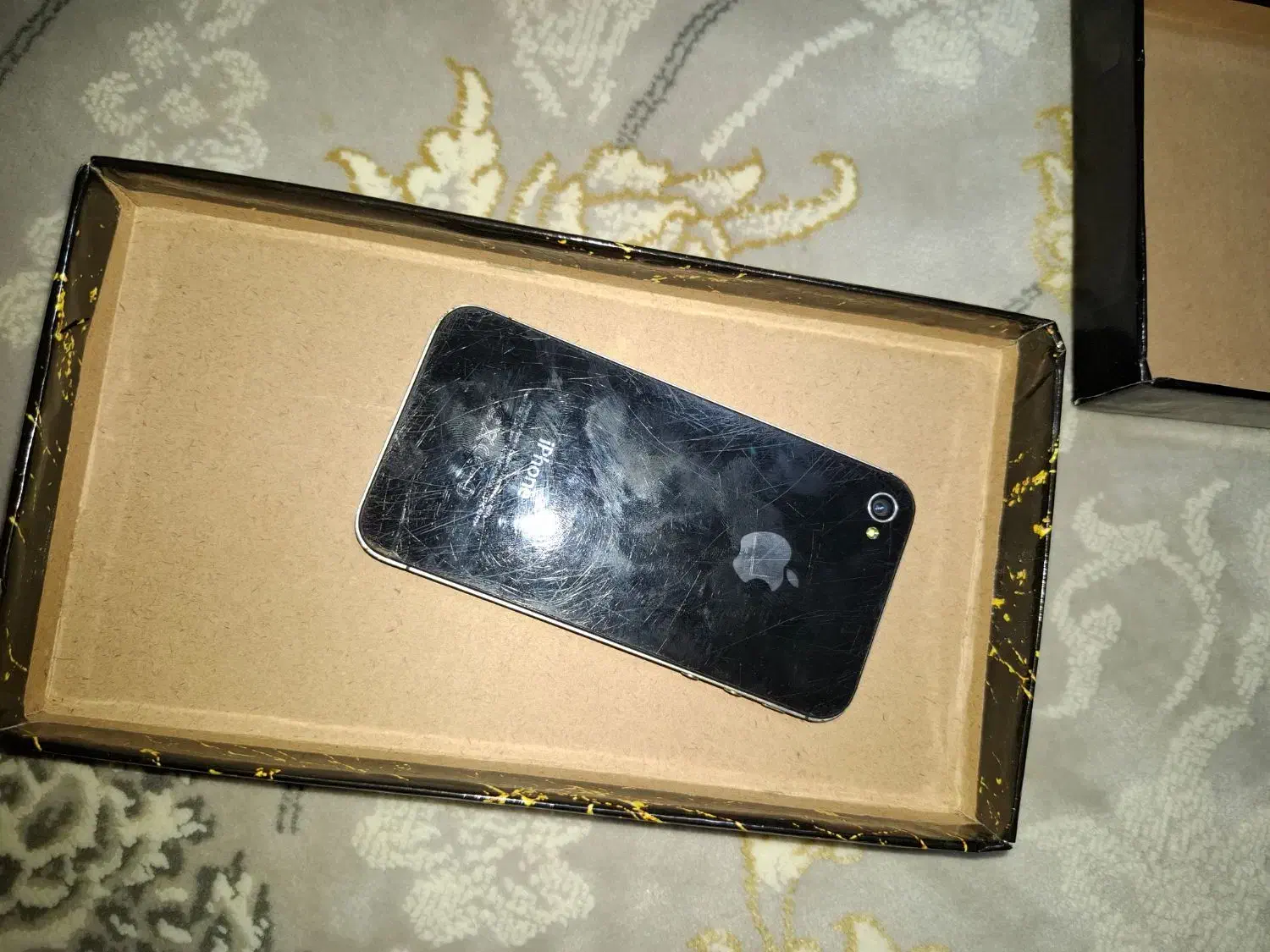 گوشی آیفون|موبایل|قم, شهر قائم|دیوار