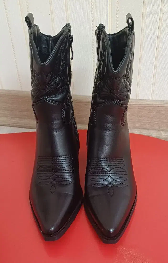 پوتین زنانه چرم|کیف، کفش، کمربند|اردبیل, |دیوار