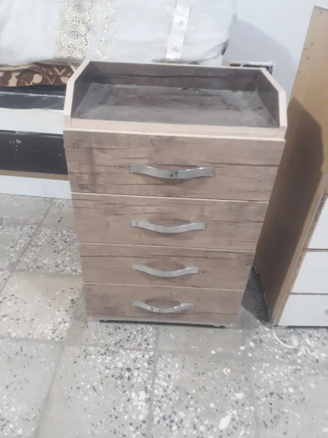 فایل|جاکفشی، کمد، دراور|دورود, |دیوار