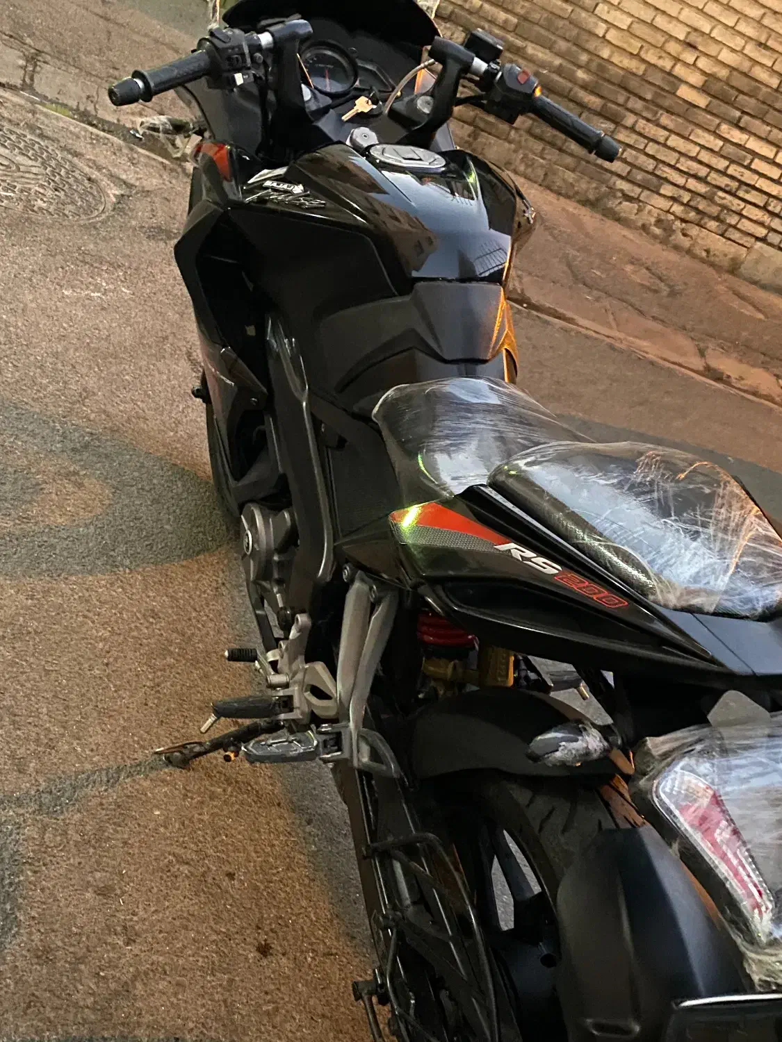 اراس ۲۰۰|موتورسیکلت|تهران, راه آهن|دیوار