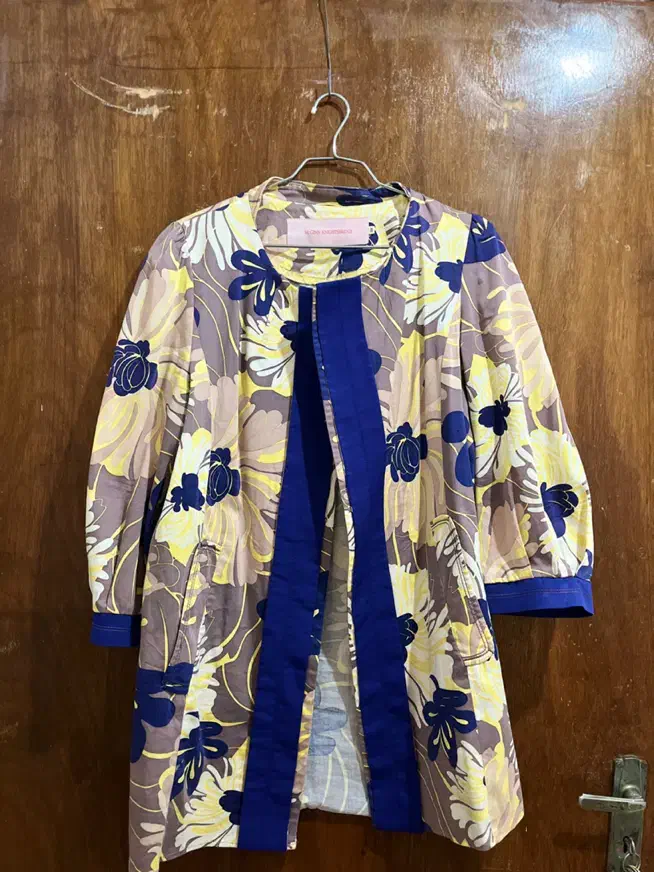 مانتو|لباس|مسجد سلیمان, |دیوار