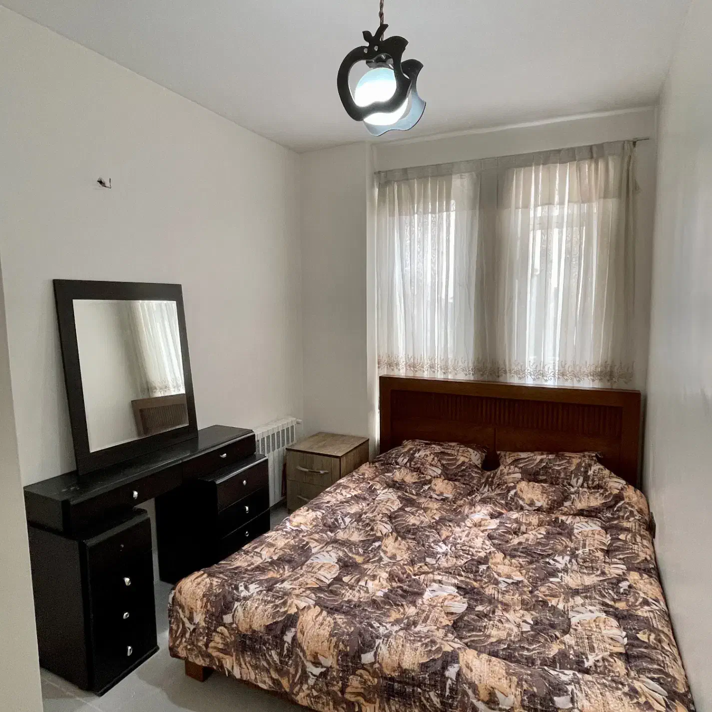 آپارتمان مبله یکخواب نورگیر عالی فقط اجاره ماهیانه