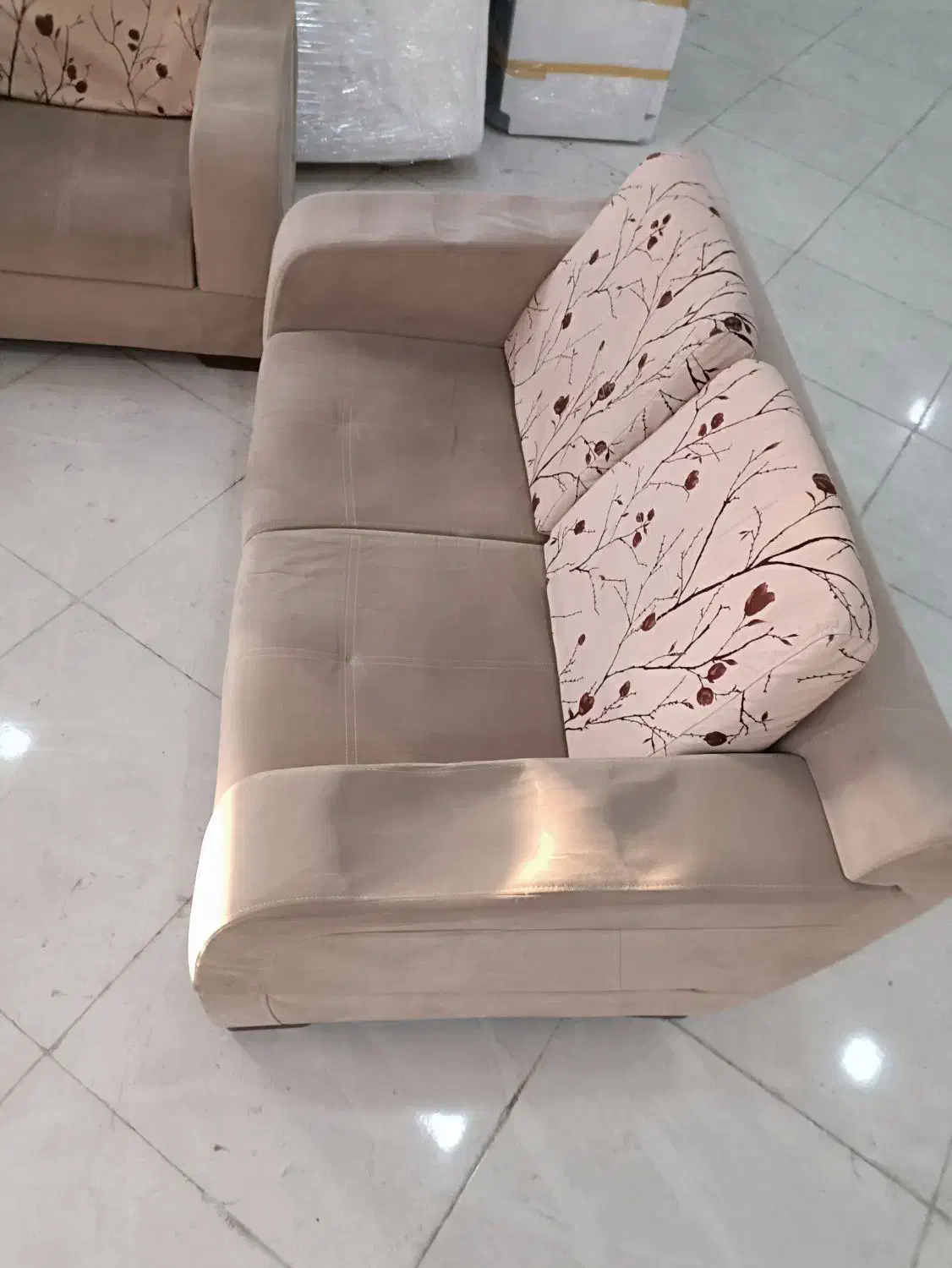 مبل ۵نفره|مبلمان خانگی و میز عسلی|تهران, شهرک محلاتی|دیوار