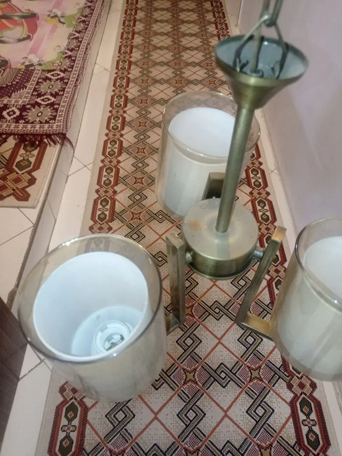 یک عدد لوستر 3شاخه.وسالم|لوستر و چراغ آویز|مشهد, نوید|دیوار