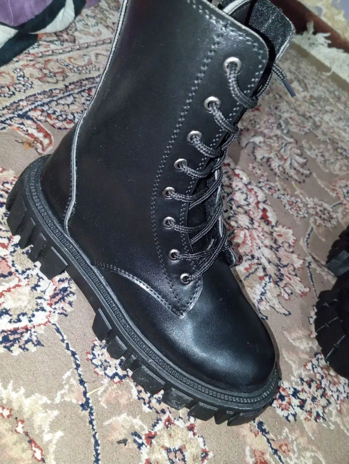 بوت چرم|کیف، کفش، کمربند|مسجد سلیمان, |دیوار