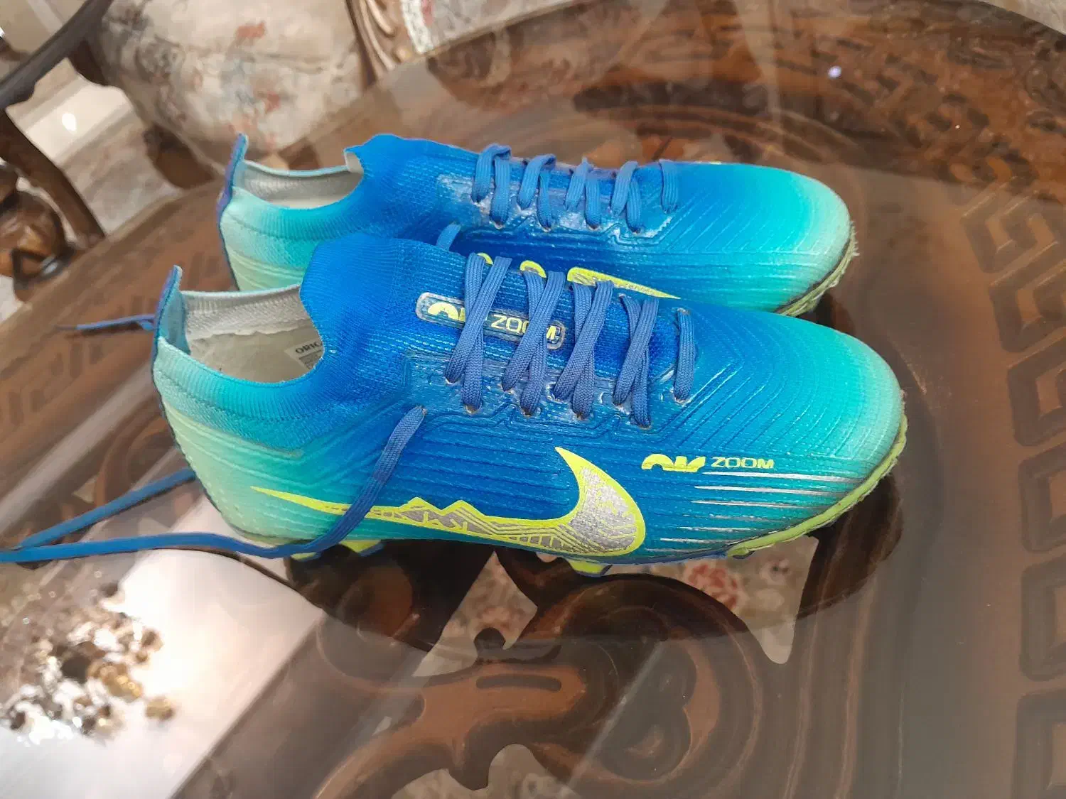 استوک فوتبال|کیف، کفش، کمربند|فردیس, سرحدی|دیوار