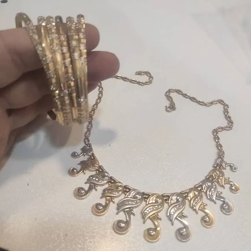 ۶ عدد النگو با اویز|جواهرات|قم, ارم|دیوار