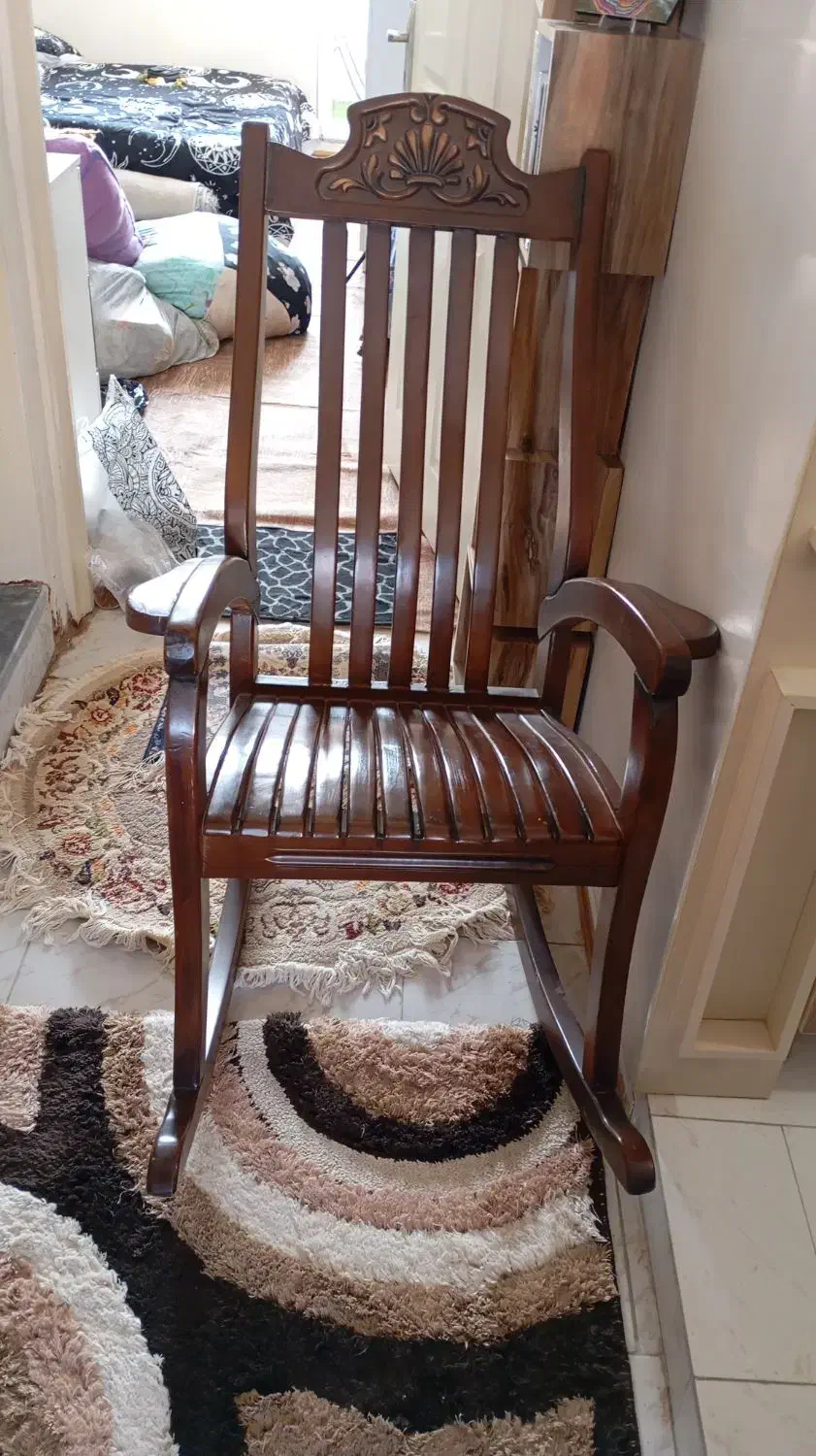 صندلی مادربزرک|صندلی و نیمکت|اسکو, |دیوار