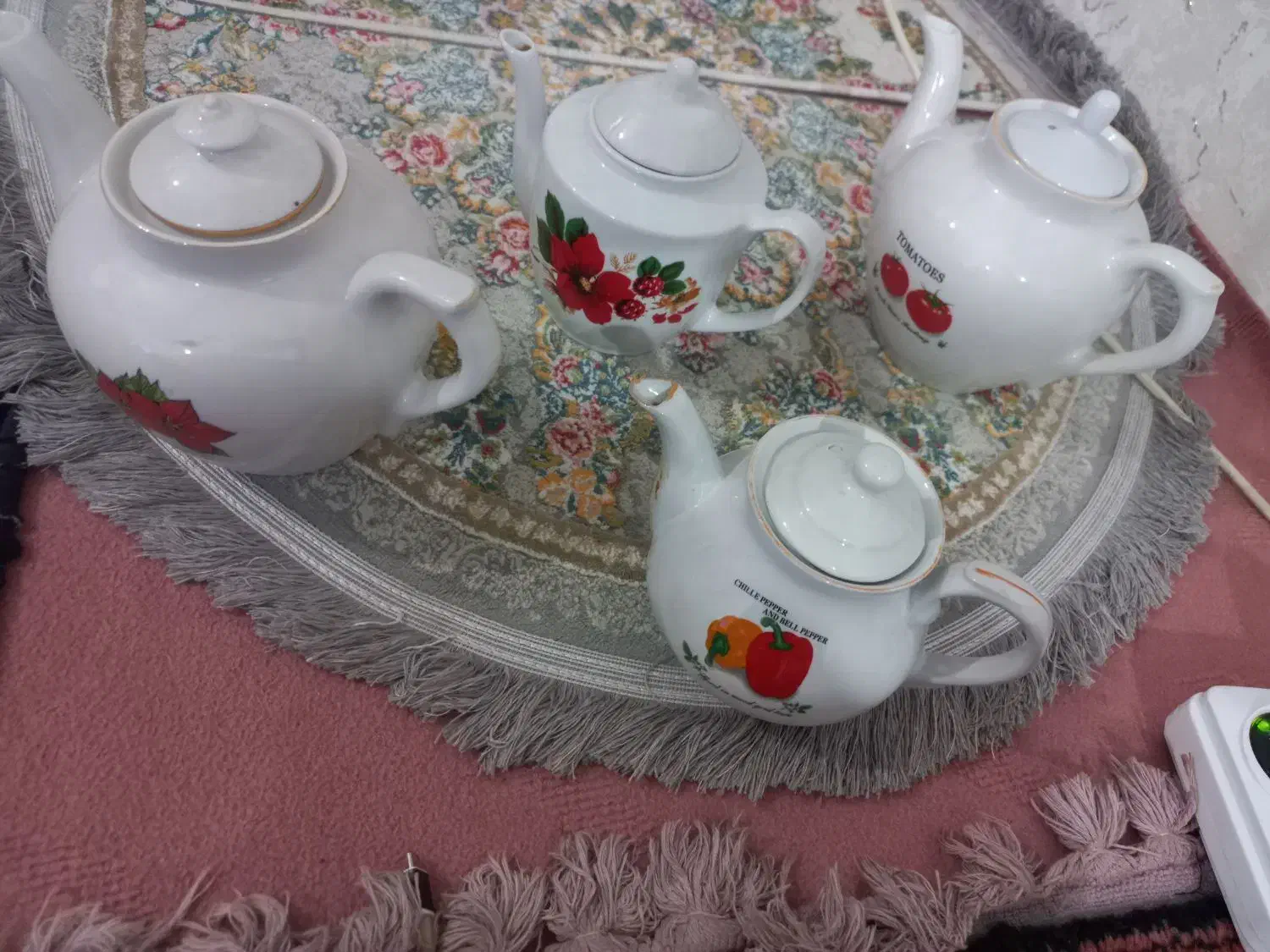 4عدد قوری سالم نو هر کدوم با قیمت مناسب|سماور، چایساز، قهوهساز|اردبیل, |دیوار