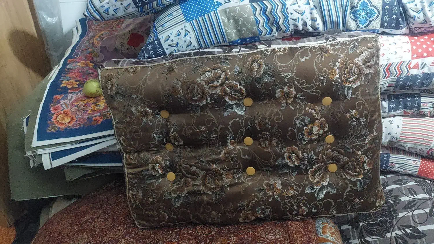 پشتی وفرشینه|پشتی|کرمان, |دیوار