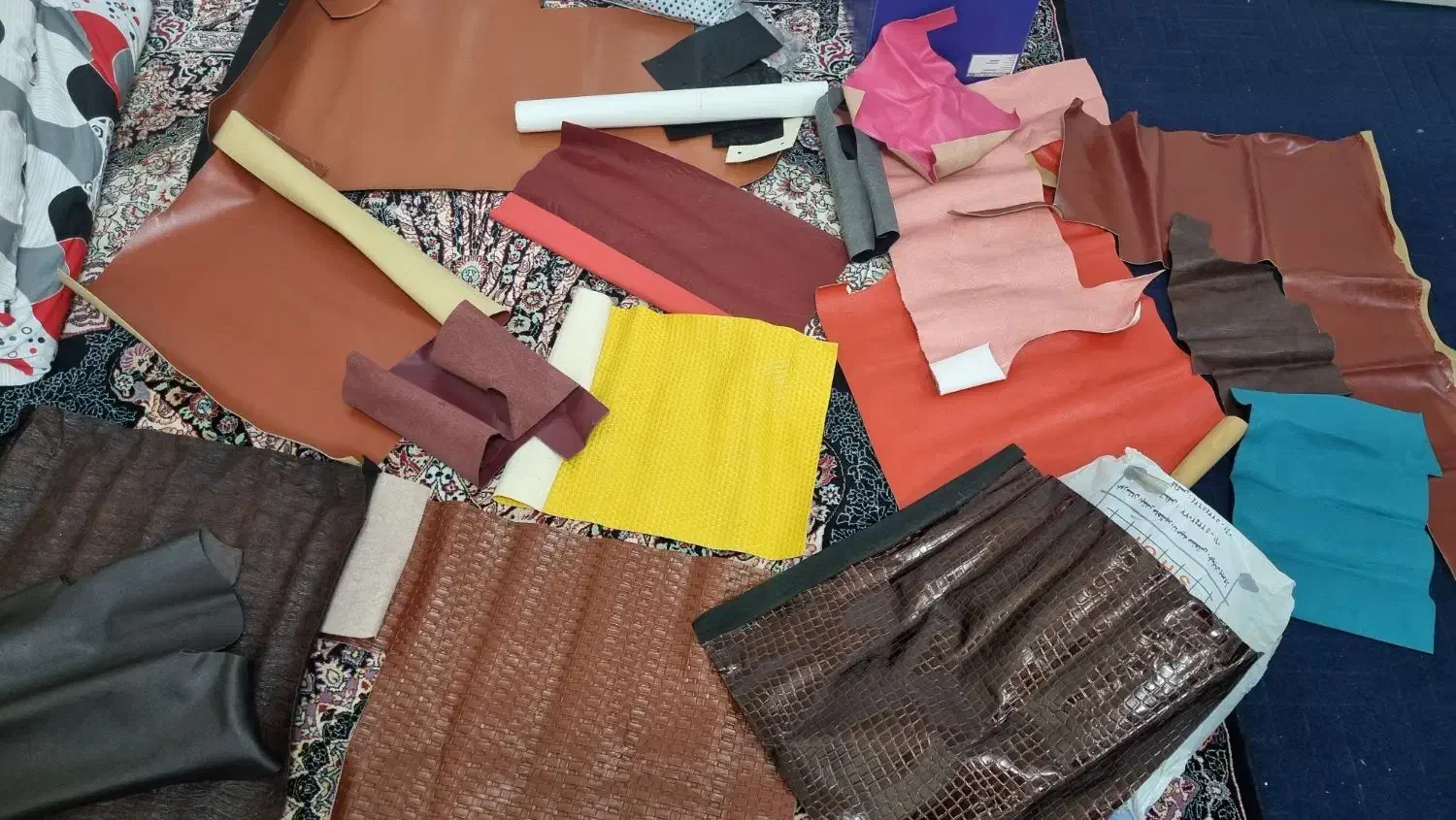 چرم مصنوعی و طبیعی و الگو|کیف، کفش، کمربند|بندر ماهشهر, |دیوار