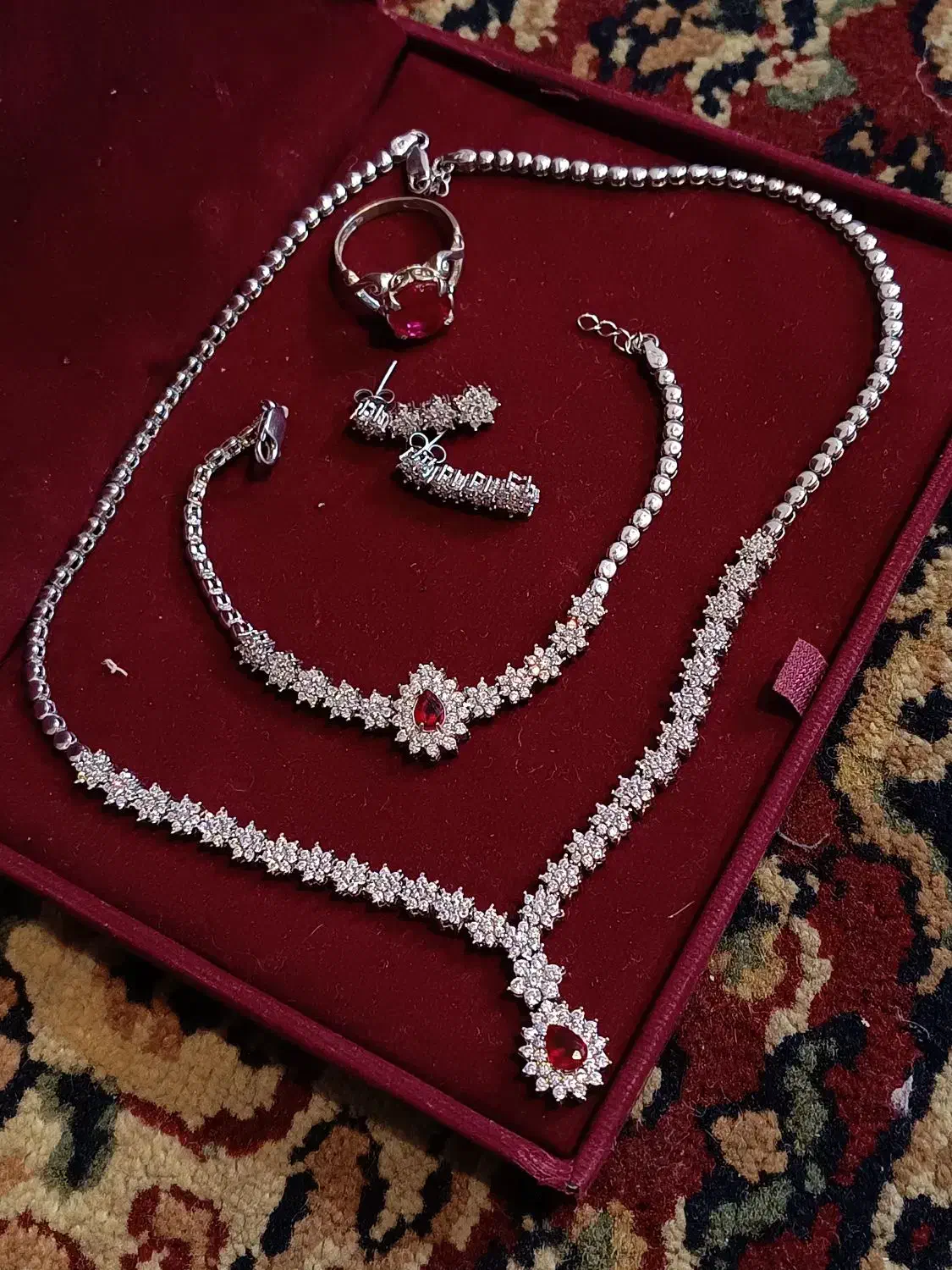 سرویس نقره با انگشتر نقره نگین قرمز|جواهرات|تهران, تهران‌ویلا|دیوار