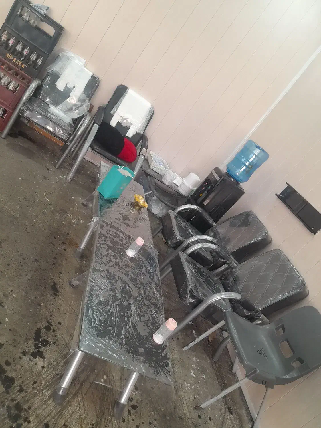 میز صندلی ۵نفره سماور و صندلی انتظار|میز و صندلی غذاخوری|ارومیه, |دیوار