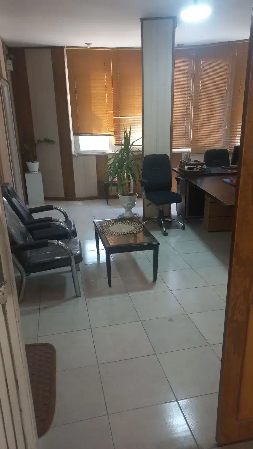 دفتر کار اداری|فروش دفتر کار، اتاق اداری، مطب|اصفهان, لاله|دیوار