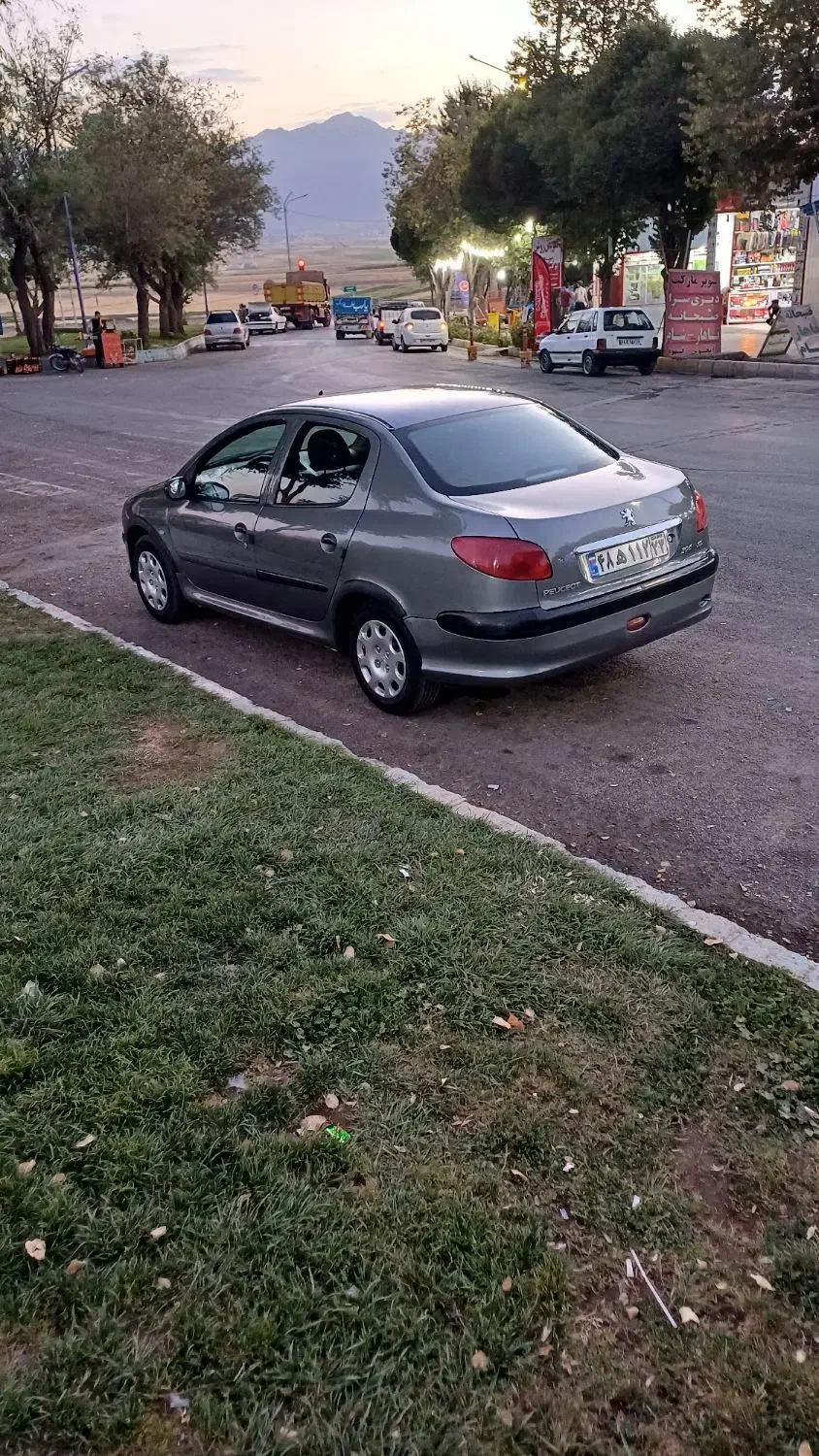 206sdv8|خودرو سواری و وانت|فلاورجان, |دیوار