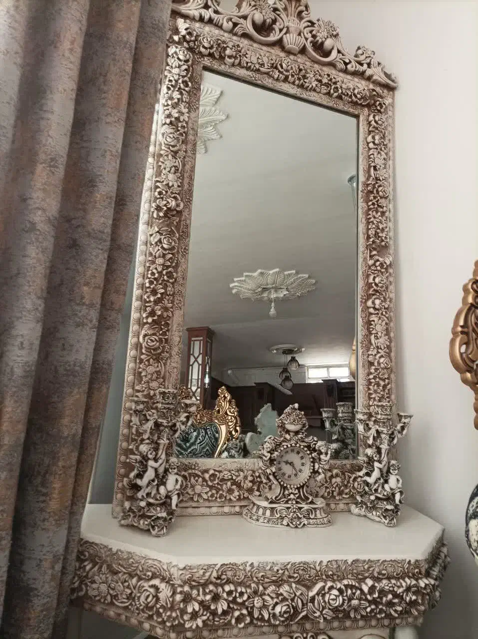 آینه کنسول|بوفه، ویترین، کنسول|چگنی, |دیوار