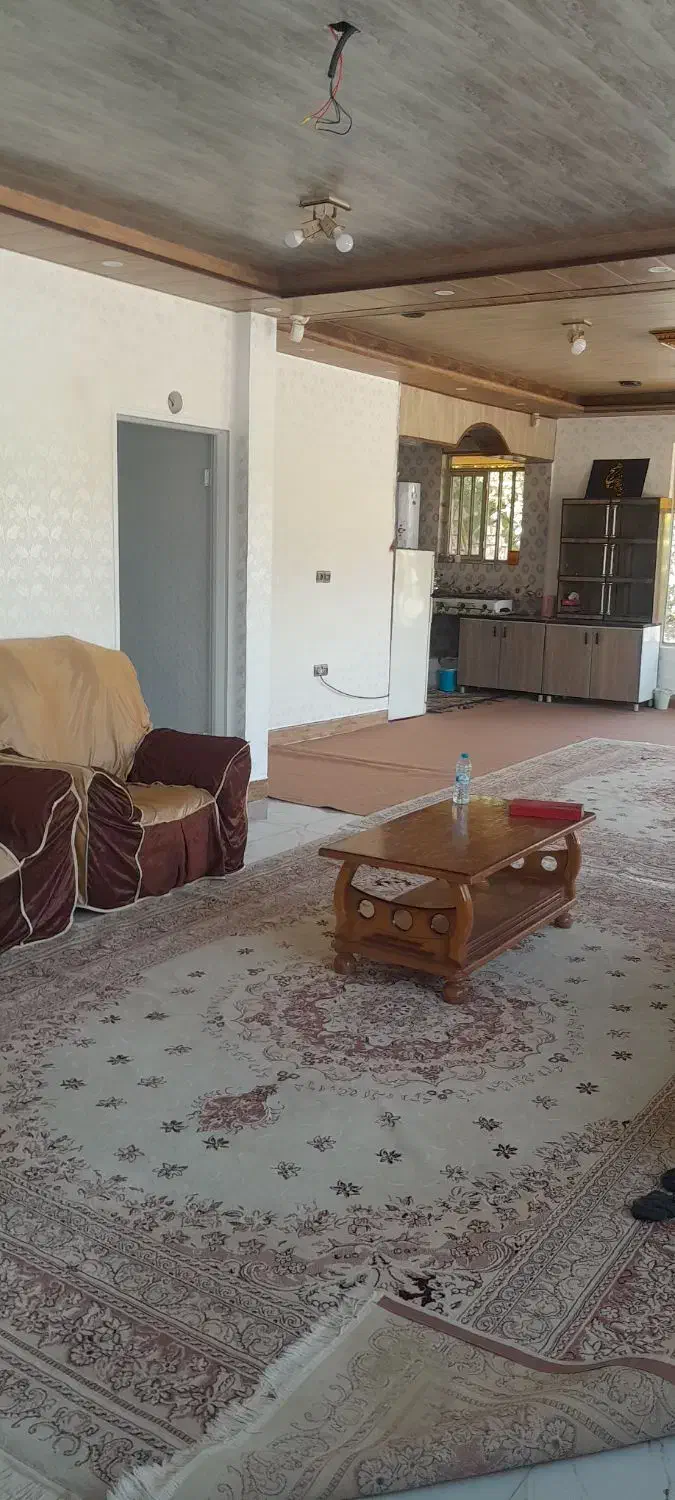 اجاره باغ و ویلا استخر آب گرم و جکوزی شیک و تمیز|اجارهٔ کوتاه‌مدت ویلا و باغ|فلاورجان, |دیوار