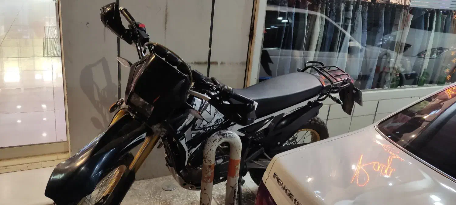 تریل روان|موتورسیکلت|کرمانشاه, |دیوار