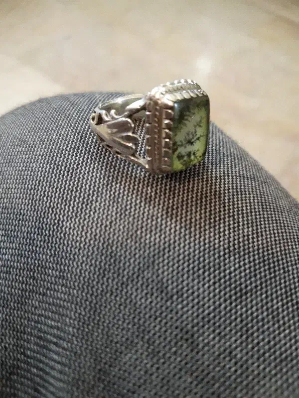 انگشترزیبای شجر|جواهرات|فردوسیه, |دیوار