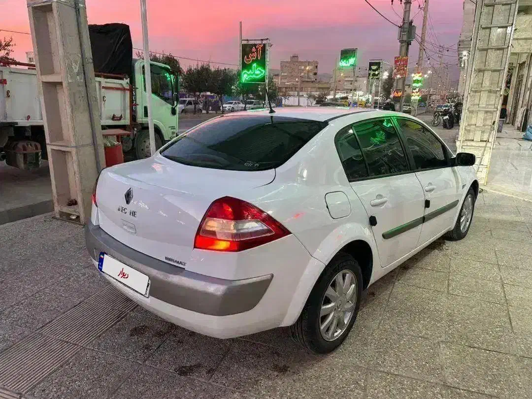 مگان ۲۰۰۰|خودرو سواری و وانت|شیراز, حجت آباد|دیوار