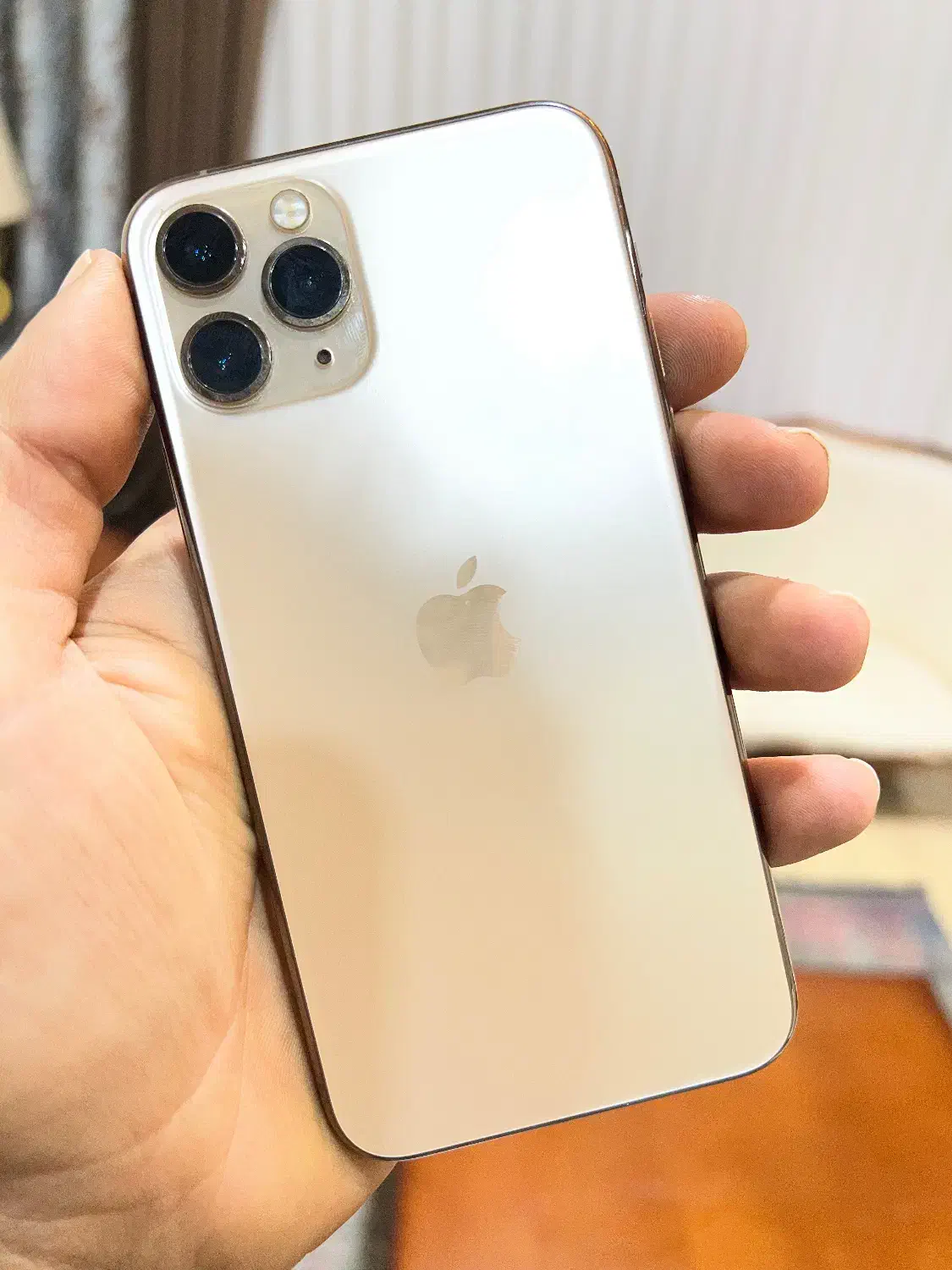 آیفون ۱۱پرو گلد 256 LAA|موبایل|اسلام‌شهر, مطهری|دیوار