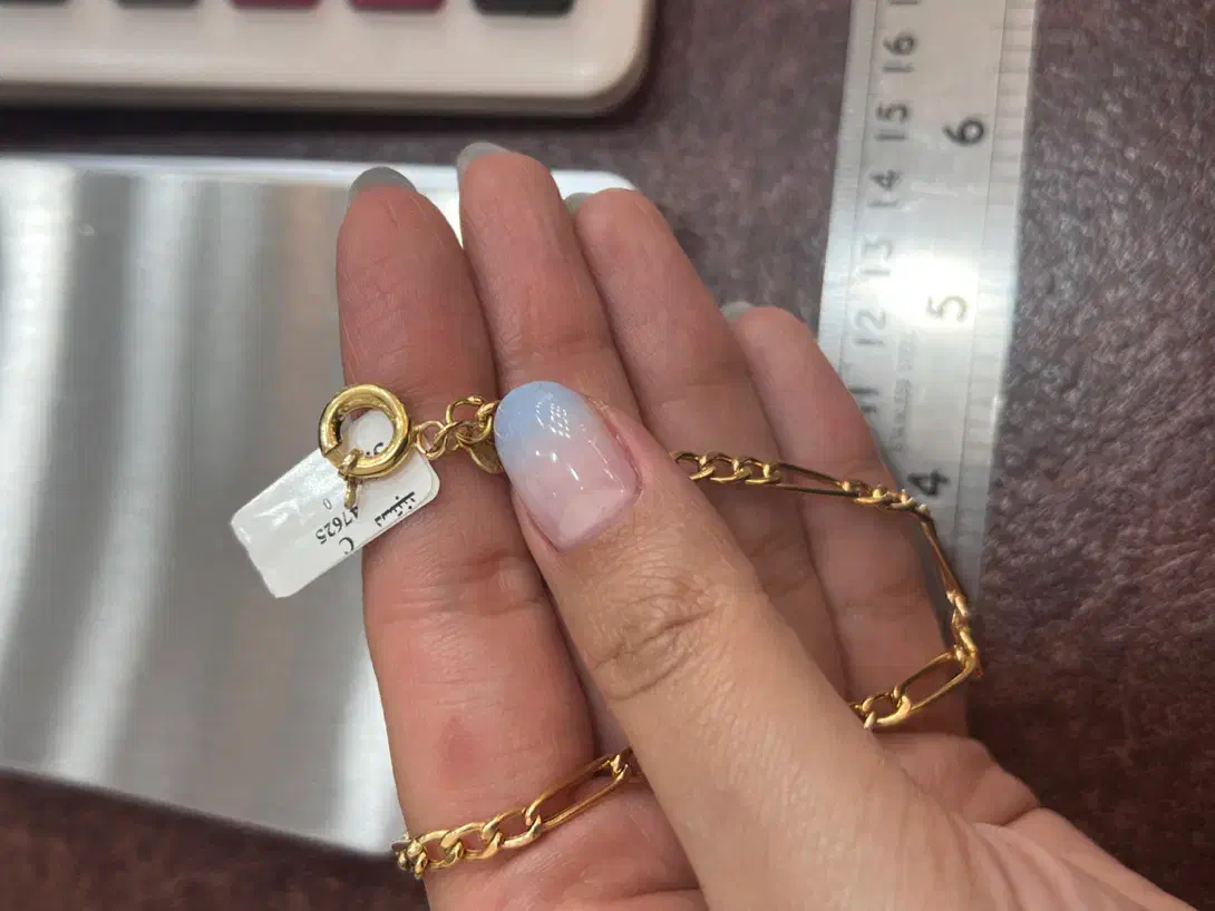 گالری طلا رضوان|جواهرات|تهران, درختی|دیوار