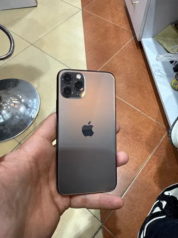iphone 11 pro|موبایل|مشهد, آزادشهر|دیوار