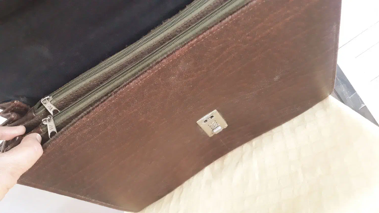 مانتو همه سالم و نو|کیف، کفش، کمربند|سبزوار, قصبه غربی|دیوار